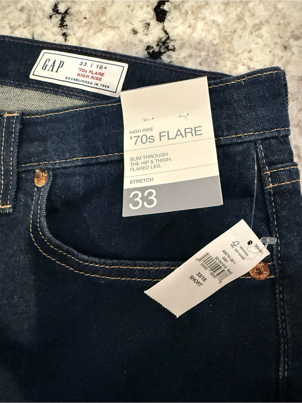 GAP High Rise '70s Flare Jeans - Dark Wash - Picture 6 of 9
